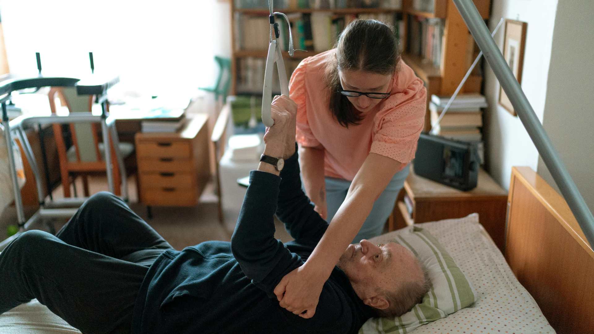 Understanding Alzheimer’s & Dementia,Communication Beyond Words,Safety & Fall Prevention,Managing Challenging Behaviors,Activities of Daily Living (ADLs),Meaningful Engagement & Activities,Intimacy,Sexuality & Dementia,End-of-Life Care & Spirituality,caregiver classes,gain skills,find support